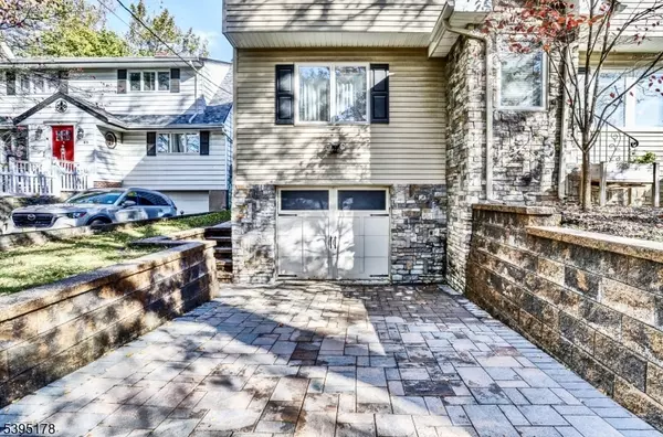 Bogota Boro, NJ 07603,65 Mcdougall Ln