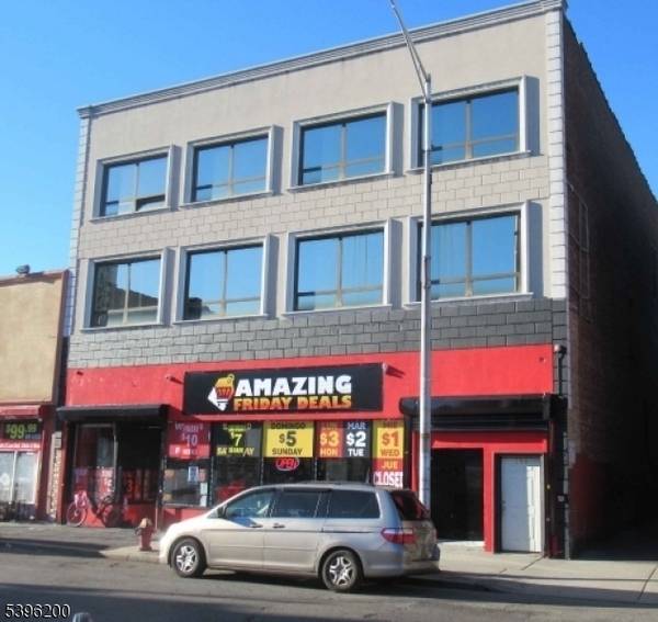 196 Jefferson St, Passaic City, NJ 07055