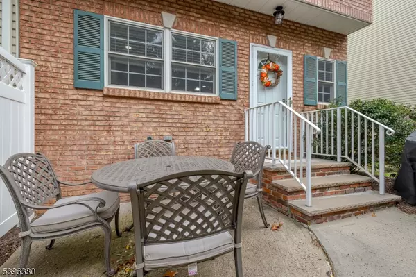 Scotch Plains Twp., NJ 07076,7 Riga Ct