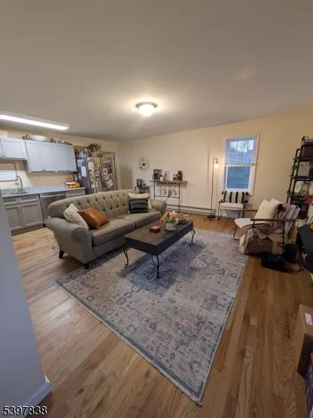 Hamburg Boro, NJ 07419,55 Gingerbread Castle Rd