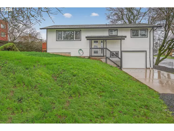 St Helens, OR 97051,271 TUALATIN ST