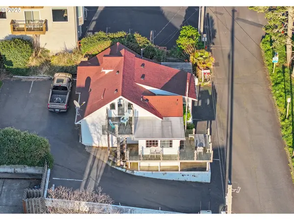 Depoe Bay, OR 97341,25 NE CLARKE ST