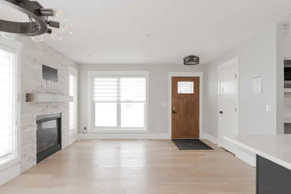 Fort Mcmurray, AB T9H 3N4,804 Beacon Hill DR