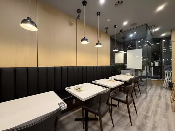 Toronto C14, ON M2N 7M2,25 Spring Garden AVE