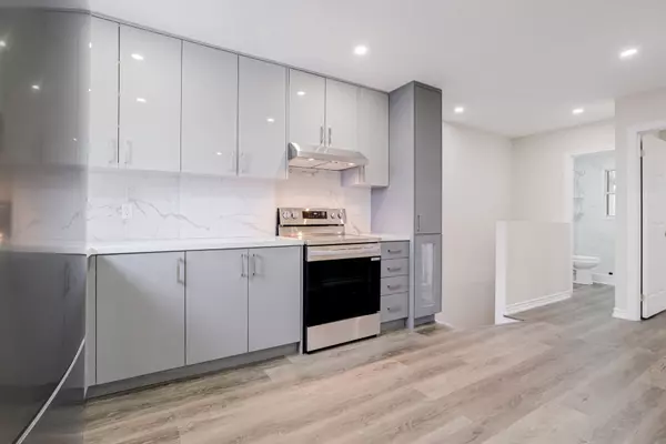 Toronto C03, ON M6E 2W3,384 Oakwood AVE #2nd