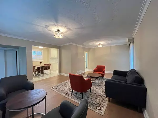 Toronto C07, ON M2M 1A9,201 Hendon AVE #Main Floor