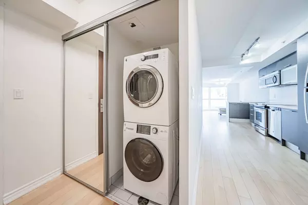 Toronto C01, ON M5B 0A5,Address not disclosed