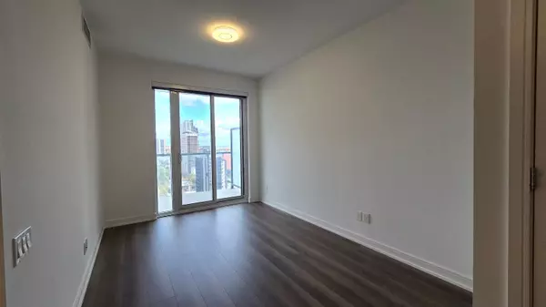 Toronto C08, ON M4Y 0C6,3 Gloucester ST #2104