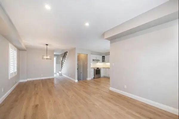 Clarington, ON L1C 0P1,39 Robb LN