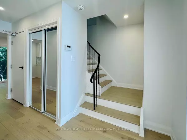 Pickering, ON L1W 2M1,906 Marinet CRES #Main