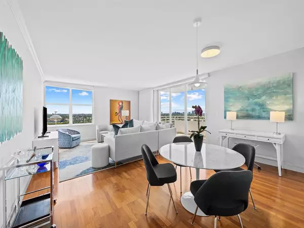 Fort Lauderdale, FL 33304,888 Intracoastal Dr #12F