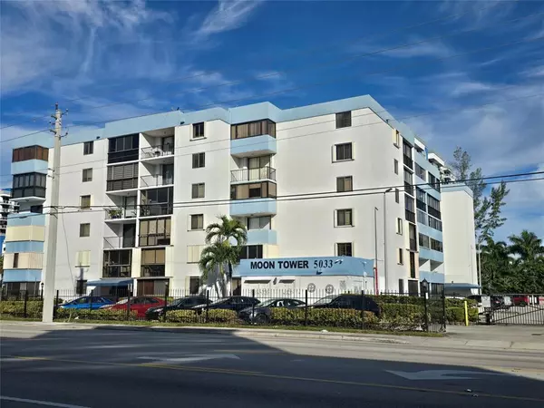 Miami, FL 33126,5033 NW 7th St #508