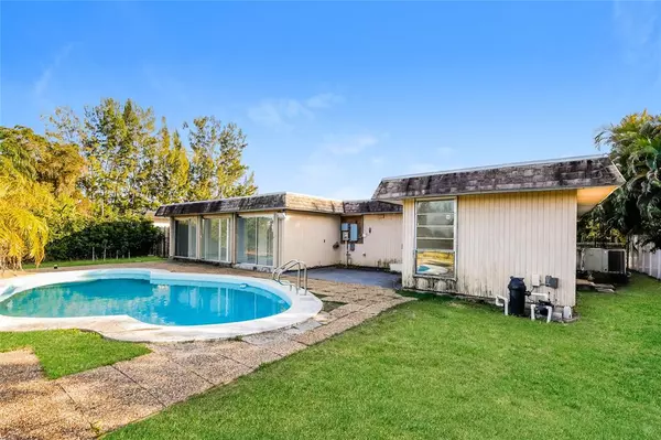 6609 NW 80th Ct, Tamarac, FL 33321