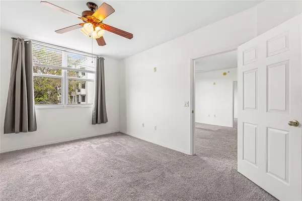 Fort Lauderdale, FL 33308,2421 NE 65th St #318