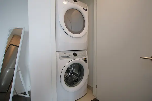 Vaughan, ON L4J 0B8,7950 Bathurst ST #2310