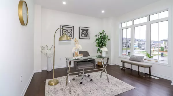 Innisfil, ON L9S 0P8,1691 Corsal CT