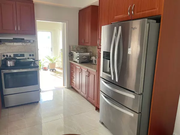 Markham, ON L3R 0V9,Address not disclosed