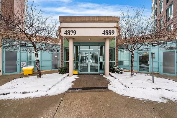 Mississauga, ON L5M 7R8,4879 Kimbermount AVE #705