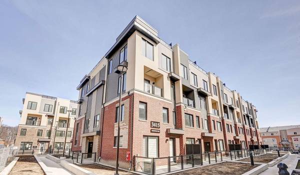 3415 Ridgeway DR #02, Mississauga, ON L5L 0B9