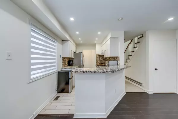 Mississauga, ON L4Z 3P5,45 Bristol RD E #10