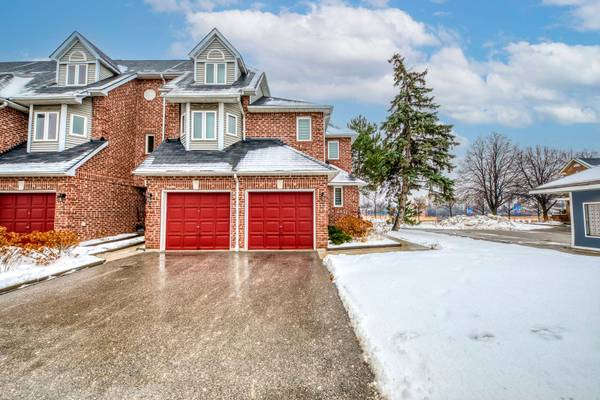 45 Bristol RD E #10, Mississauga, ON L4Z 3P5