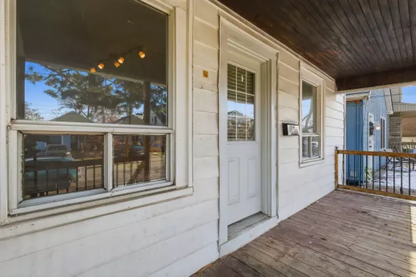 Hamilton, ON L8H 3M4,26 Bayfield AVE