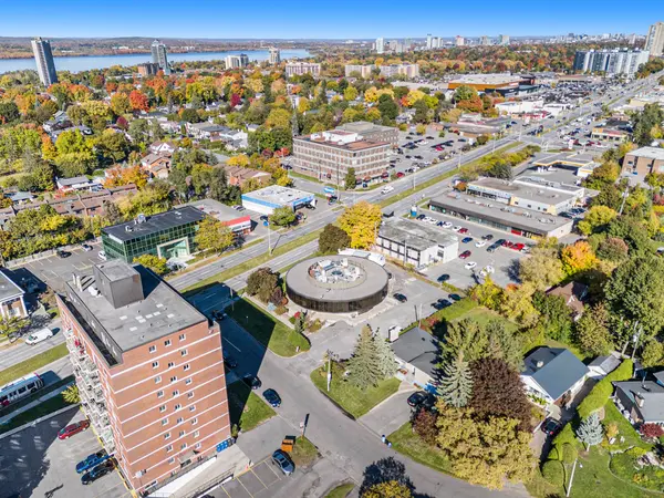 2300 CARLING AVE #207, Britannia Heights - Queensway Terrace N And Area, ON K2B 7G1