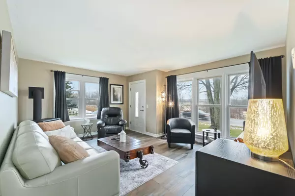 Fort Erie, ON L0S 1S0,3406 Bowen RD