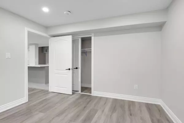 London North, ON N6G 2S9,1501 Noah BND #Lower