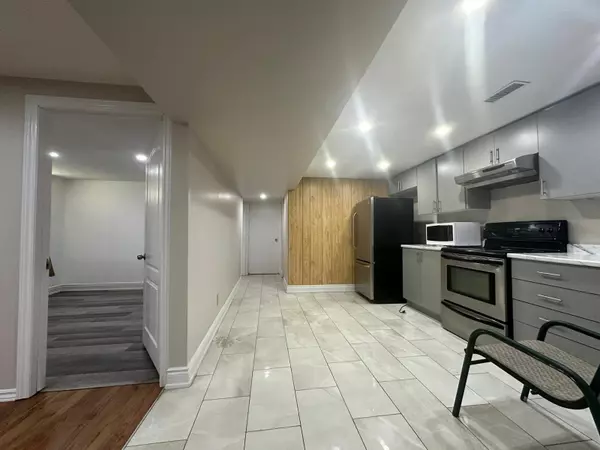 1129 Langs CIR #Bsmt, Cambridge, ON N3H 5E6