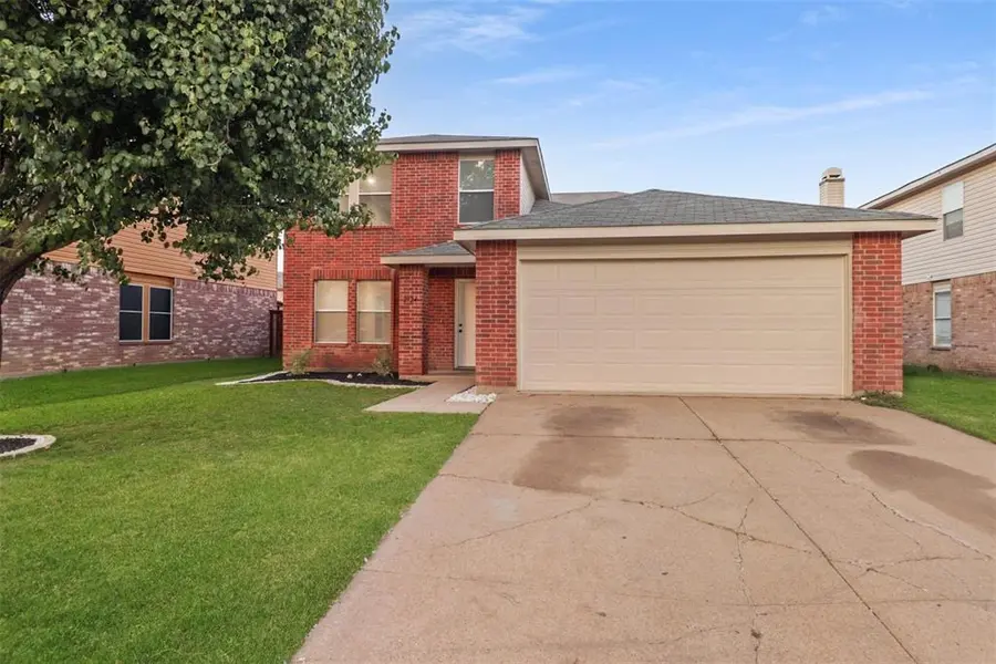 2924 Volturno Drive, Grand Prairie, TX 75052