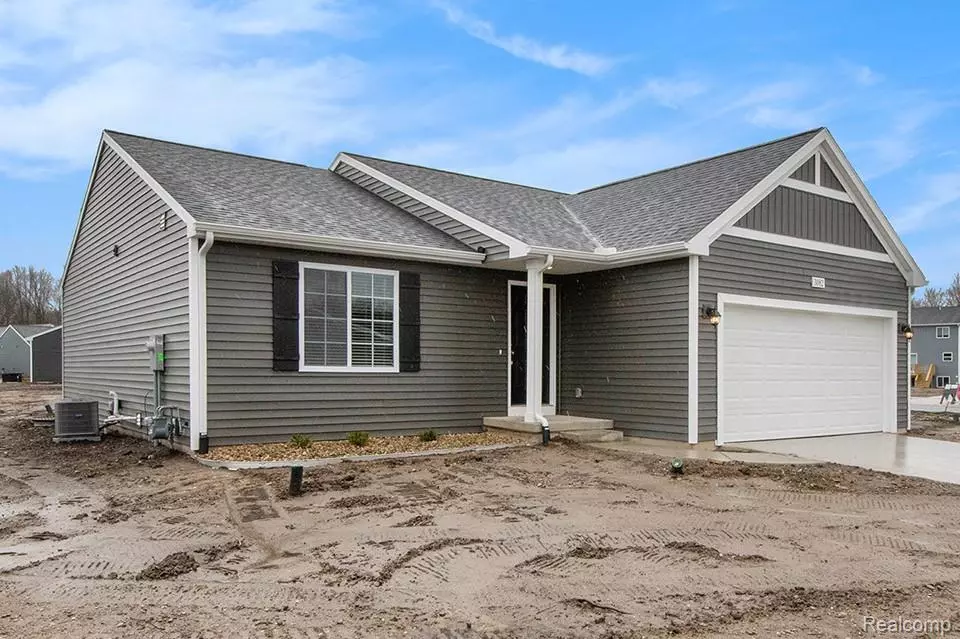 Litchfield, MI 49252,104 Cottonwood CT