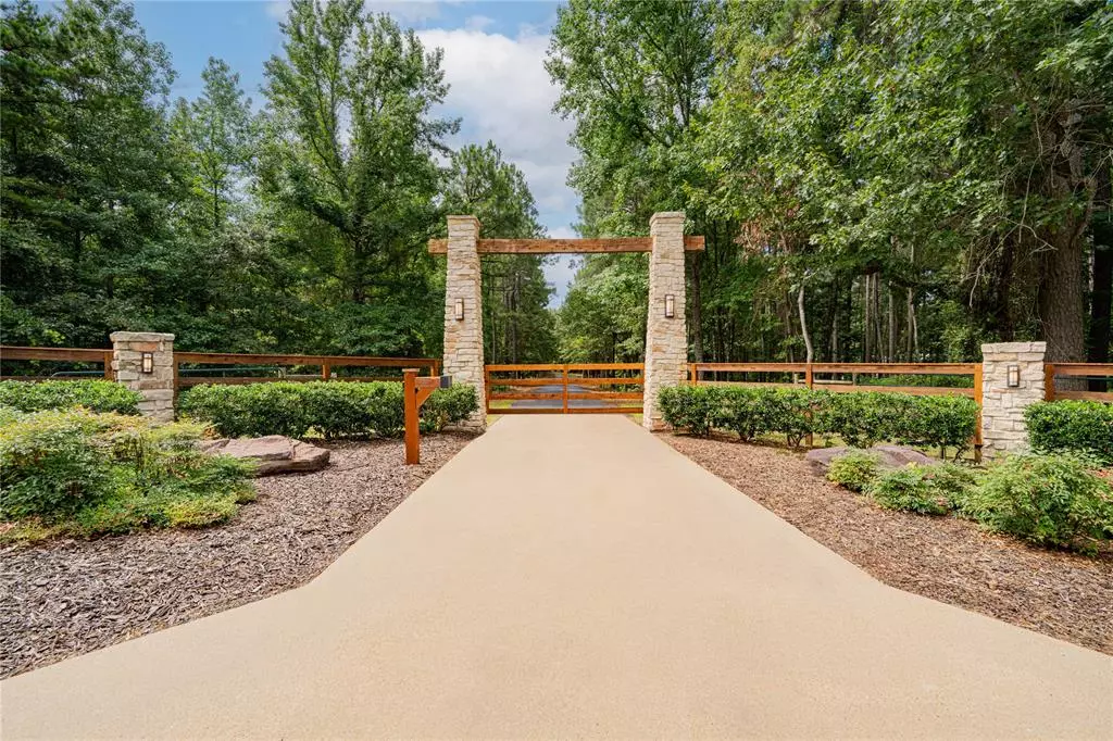 Winnsboro, TX 75494,455 SE CR 3350