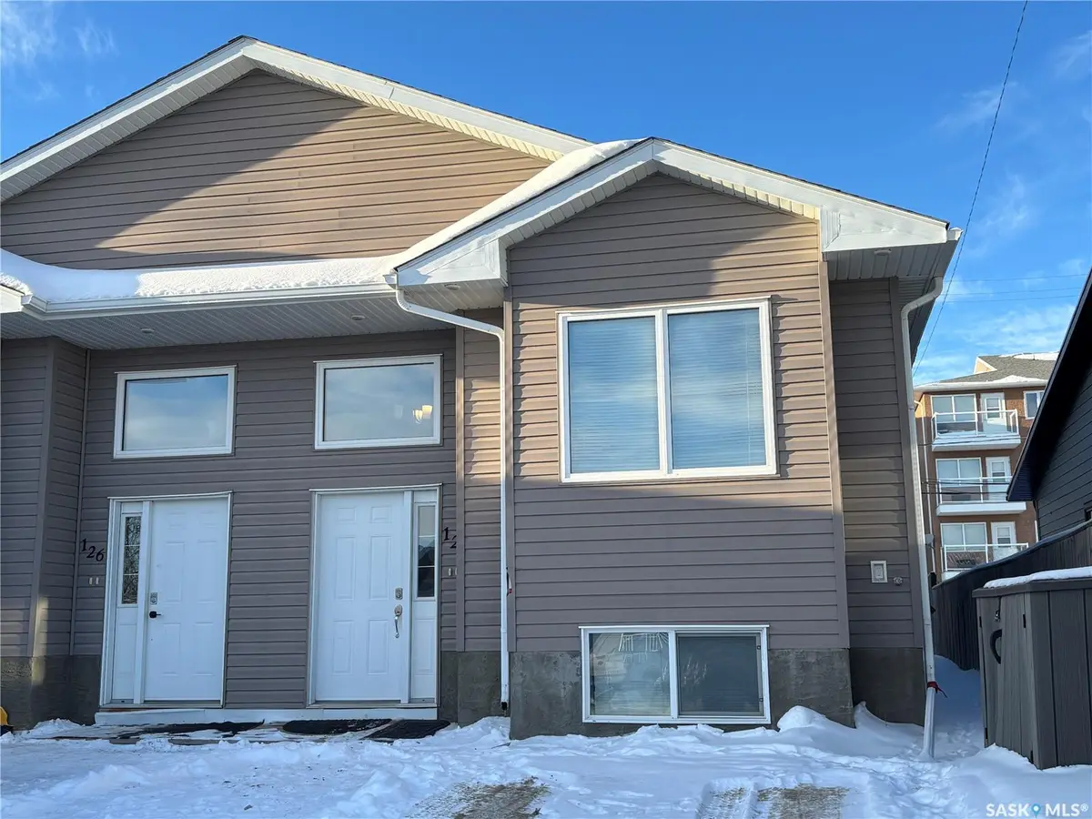 Kindersley, SK S0L 1S0,124 1st AVENUE W