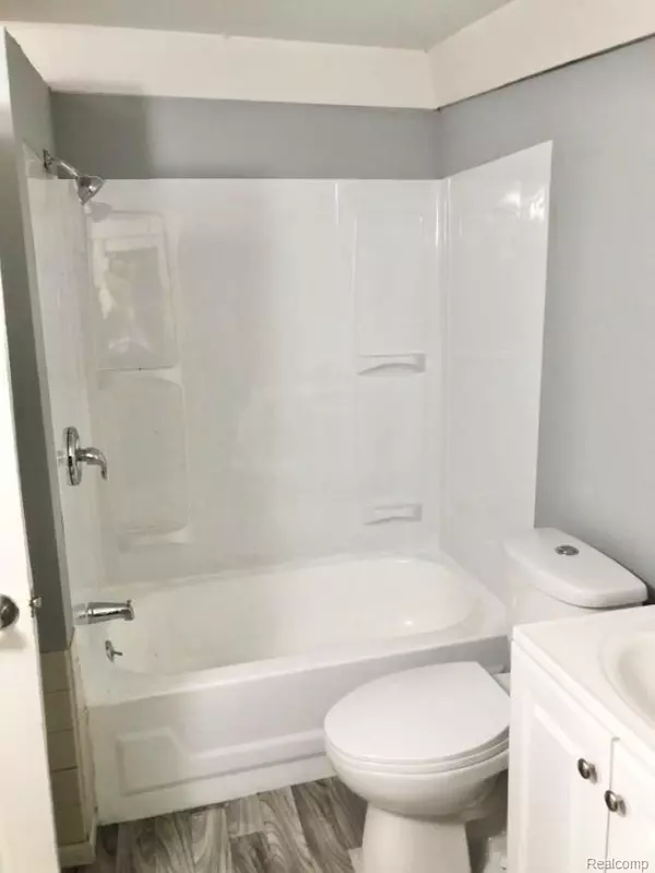 Flint, MI 48506,4127 COGGINS AVE