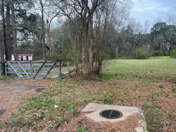 Shreveport, LA 71108,2301 McCutchen Avenue