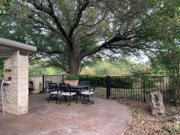 Valley Mills, TX 76689,20131 China Spring Road