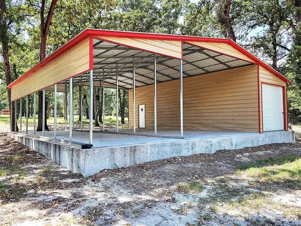 Groesbeck, TX 76642,186 Lcr 775