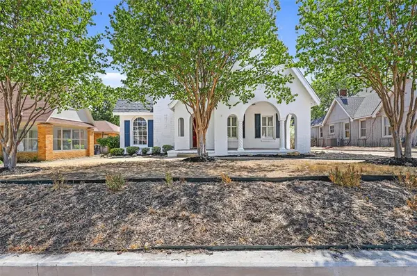 2563 S University Drive, Fort Worth, TX 76109