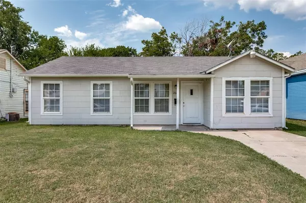 Fort Worth, TX 76110,2624 Frazier Avenue