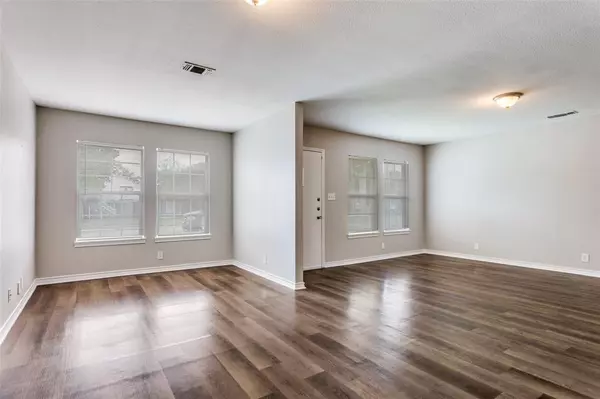 Fort Worth, TX 76110,2624 Frazier Avenue