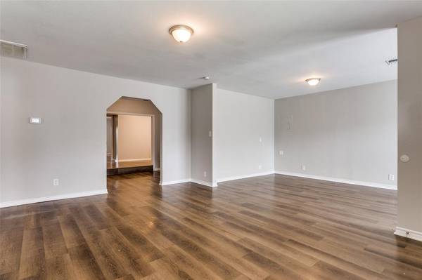 Fort Worth, TX 76110,2624 Frazier Avenue