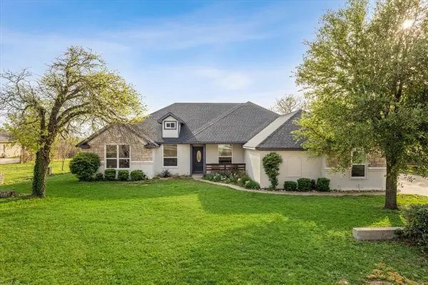 4801 W Wedgefield Road, Granbury, TX 76049