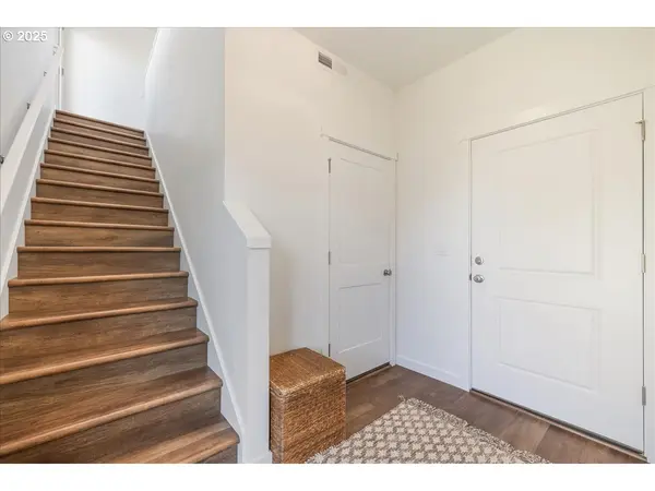 Dallas, OR 97338,351 SE Shetterly DR