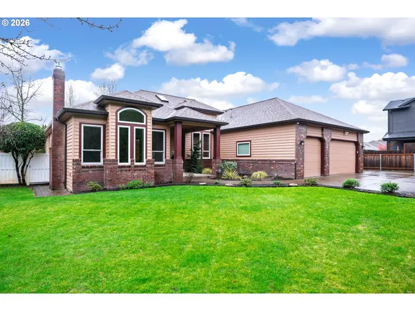 Hillsboro, OR 97124,610 NE SUNDANCE CT