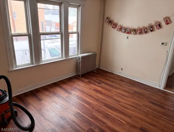 Newark City, NJ 07106,45 Finlay Pl