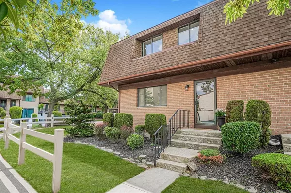 Staten  Island, NY 10314,458 Windham LOOP #O