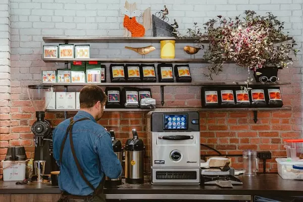 Toronto C01, ON M6P 3L4,1421 Bloor ST W