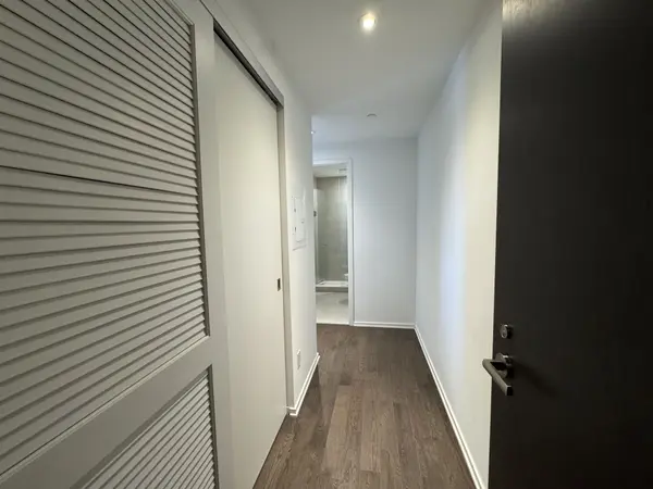 Toronto C08, ON M5A 0C9,16 Bonnycastle ST #3208