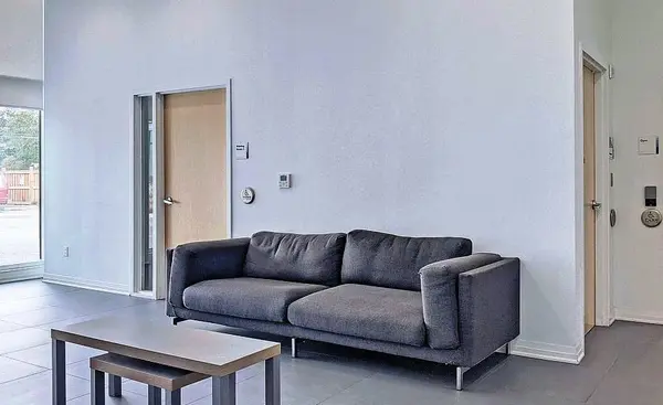 Oshawa, ON L1G 4Y3,1900 Simcoe ST #633